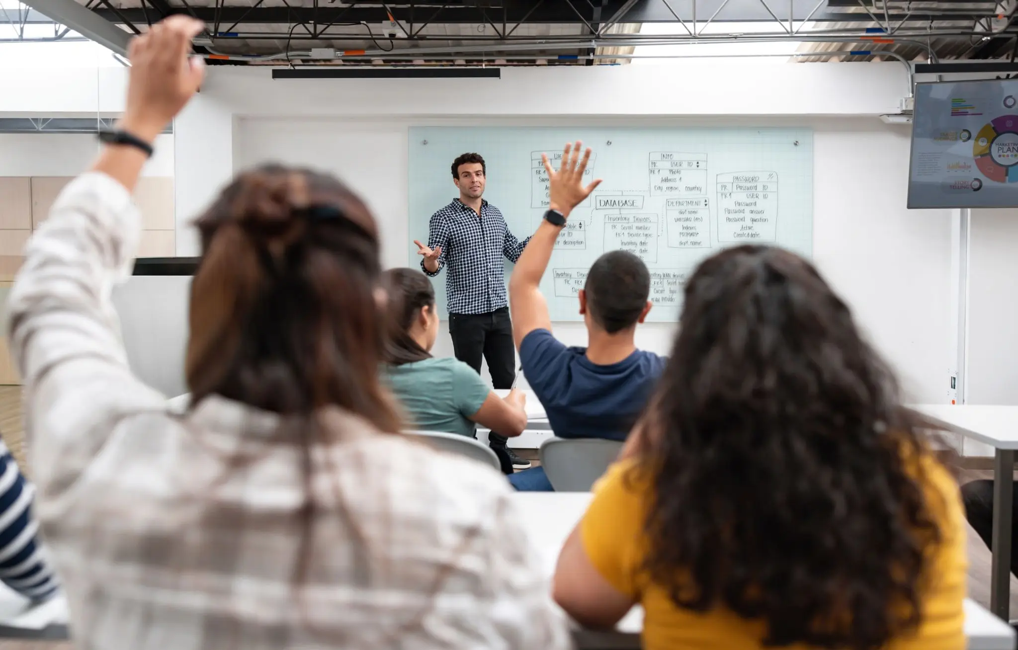 ¿Qué otras maestrías de enfoque universitario existen?