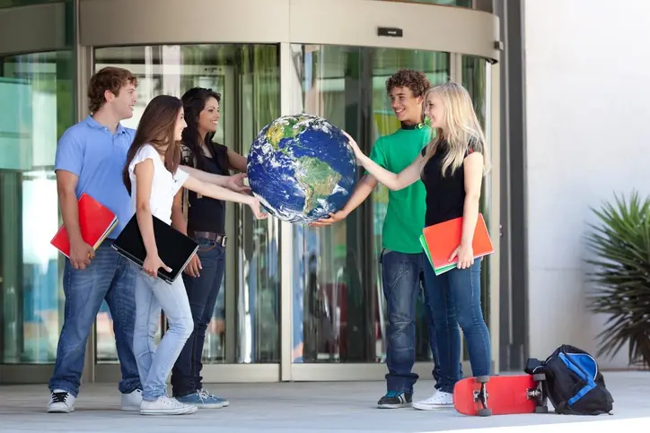 Internacionalización de los programas financieros