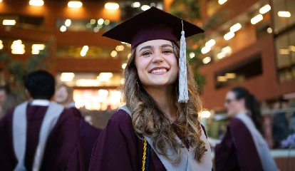 Why should you choose César Vallejo University for your online bachelor’s degree in Peru?