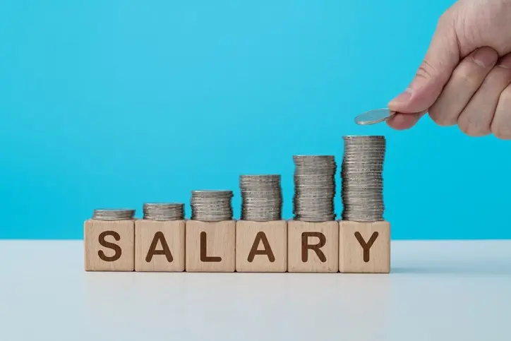 Salarios y condiciones laborales promedio