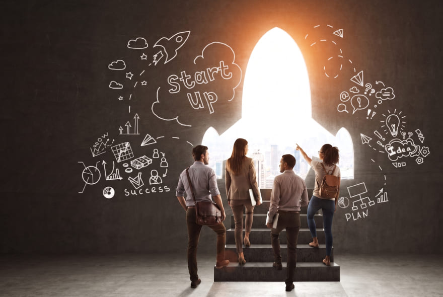 ATIPAQ 2026: concurso nacional de emprendimiento más importante de Perú Estudiantes cruzando un umbral