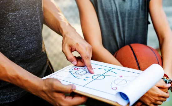 Áreas de especialización en las carreras de deporte y actividad física Estudiante especializado en carreras de deporte y actividad física UCV