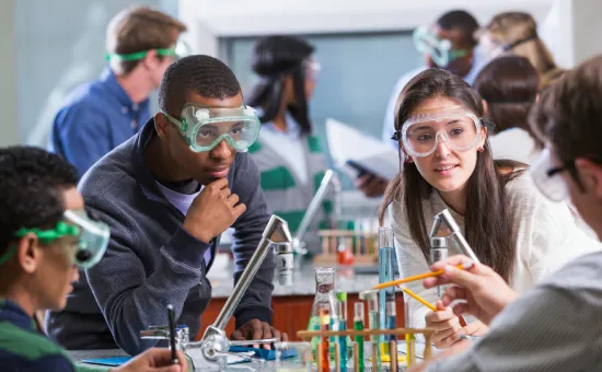 Infraestructura y laboratorios en la Universidad César Vallejo