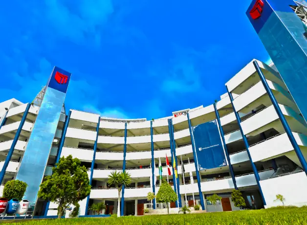 Razones para elegir el Campus Chimbote UCV para tu formación universitaria Campus Chimbote UCV