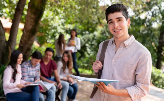 Estudiantes universitarios