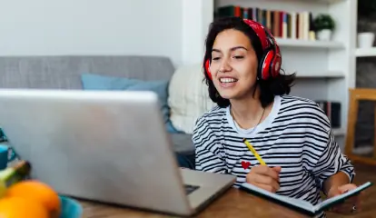 Distance education: programs and the transformation of learning