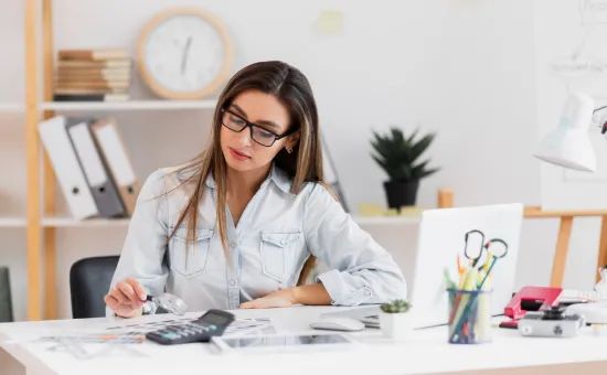 ¿Qué carrera tiene mejor salida laboral: Administración o Contabilidad?