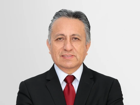 Dr. Jorge Adrián Salas Ruiz