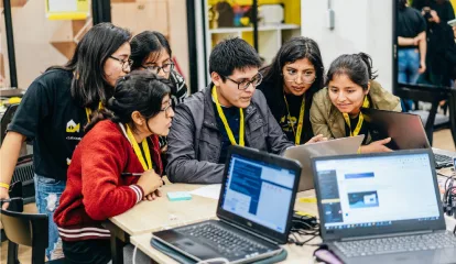 Hackatón 2024-I | Búsqueda de información científica para tu tesis