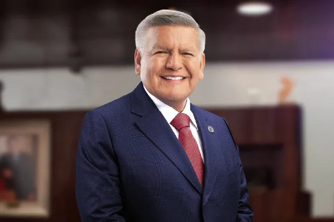 César Acuña Peralta I Fundador UCV