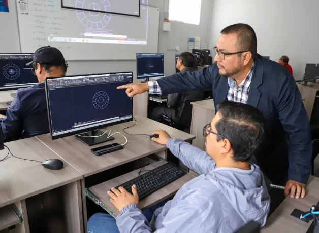 docentes-tecnicos-se-capacitan