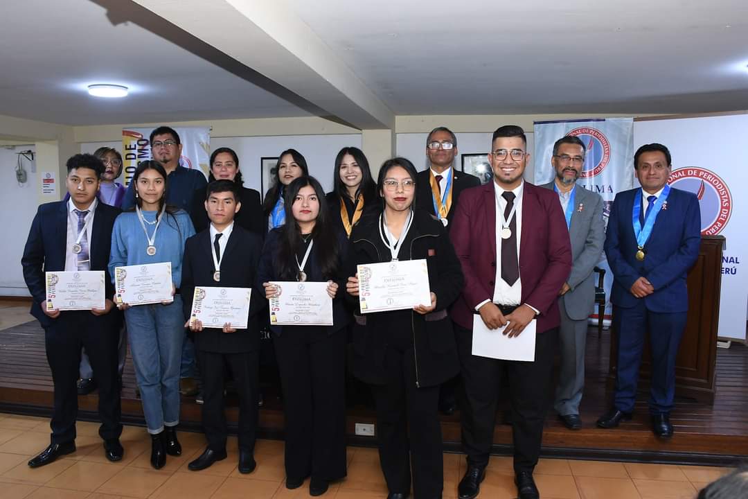 anp-premia-ucv-docente-estudiante