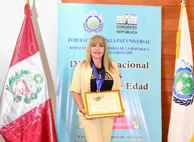 docente-embajadora-para-la-paz docente-embajadora-para-la-paz
