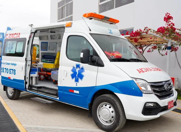 ucv-piura-ambulancia ucv-piura-ambulancia