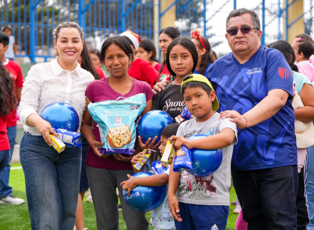 ucv-lleva-alegria-navidena-a-miles-de-ninos ucv-lleva-alegria-navidena-a-miles-de-ninos