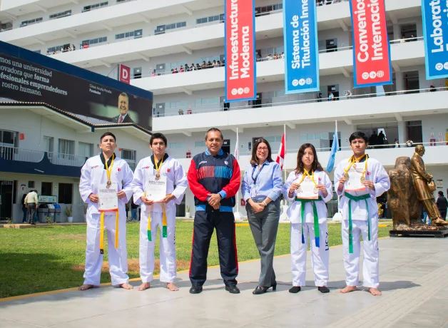 chepen-vallejianos-destacan-en-campeonato-de-taekwondo chepen-vallejianos-destacan-en-campeonato-de-taekwondo