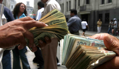 dolar-en-su-nivel-mas-bajo-causas-efectos