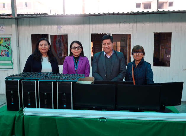 ucv-ate-hace-importante-donacion-tecnologica