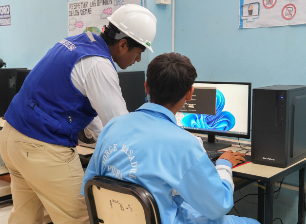 vallejianos-impulsan-la-conectividad-en-piura vallejianos-impulsan-la-conectividad-en-piura