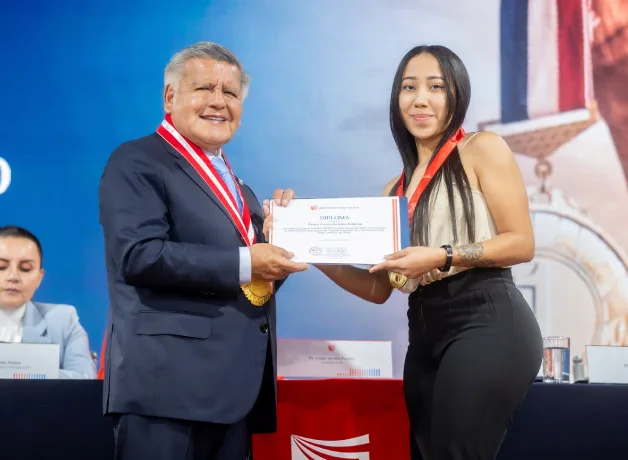 los-olivos-ucv-celebra-el-esfuerzo-y-la-excelencia