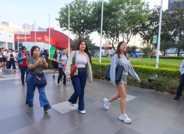 ucv-connect-marca-inicio-del-semestre-2025-i