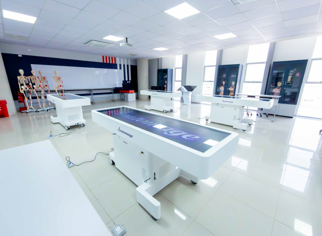 ucv-implementa-nuevos-laboratorios-y-talleres