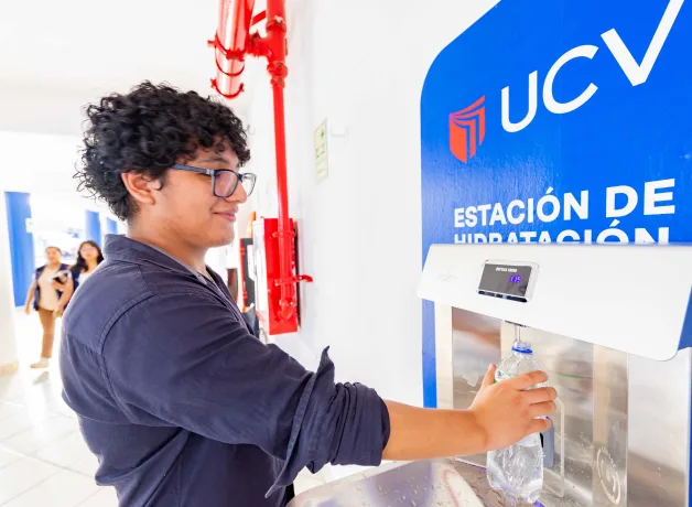 ucv-impulsa-la-sostenibilidad-con-bebederos-de-agua ucv-impulsa-la-sostenibilidad-con-bebederos-de-agua