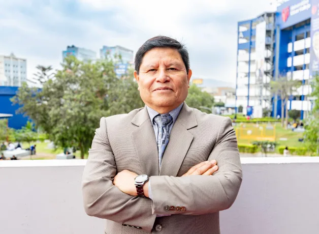 docente-de-derecho-es-reconocido-investigador-renacyt