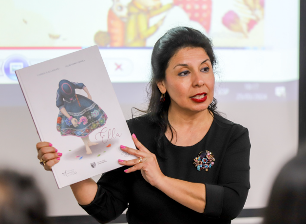 mujeres-que-leen-y-ella mujeres-que-leen-y-ella