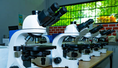 ucv-tarapoto-invierte-en-modernos-microcospios