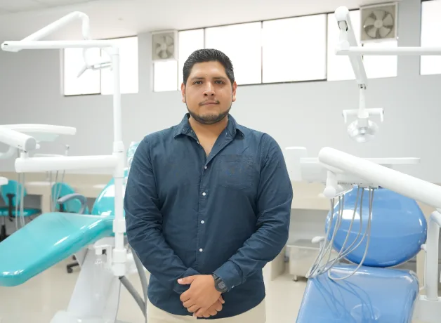 estudiante-de-estomatologia-presenta-investigacion estudiante-de-estomatologia-presenta-investigacion